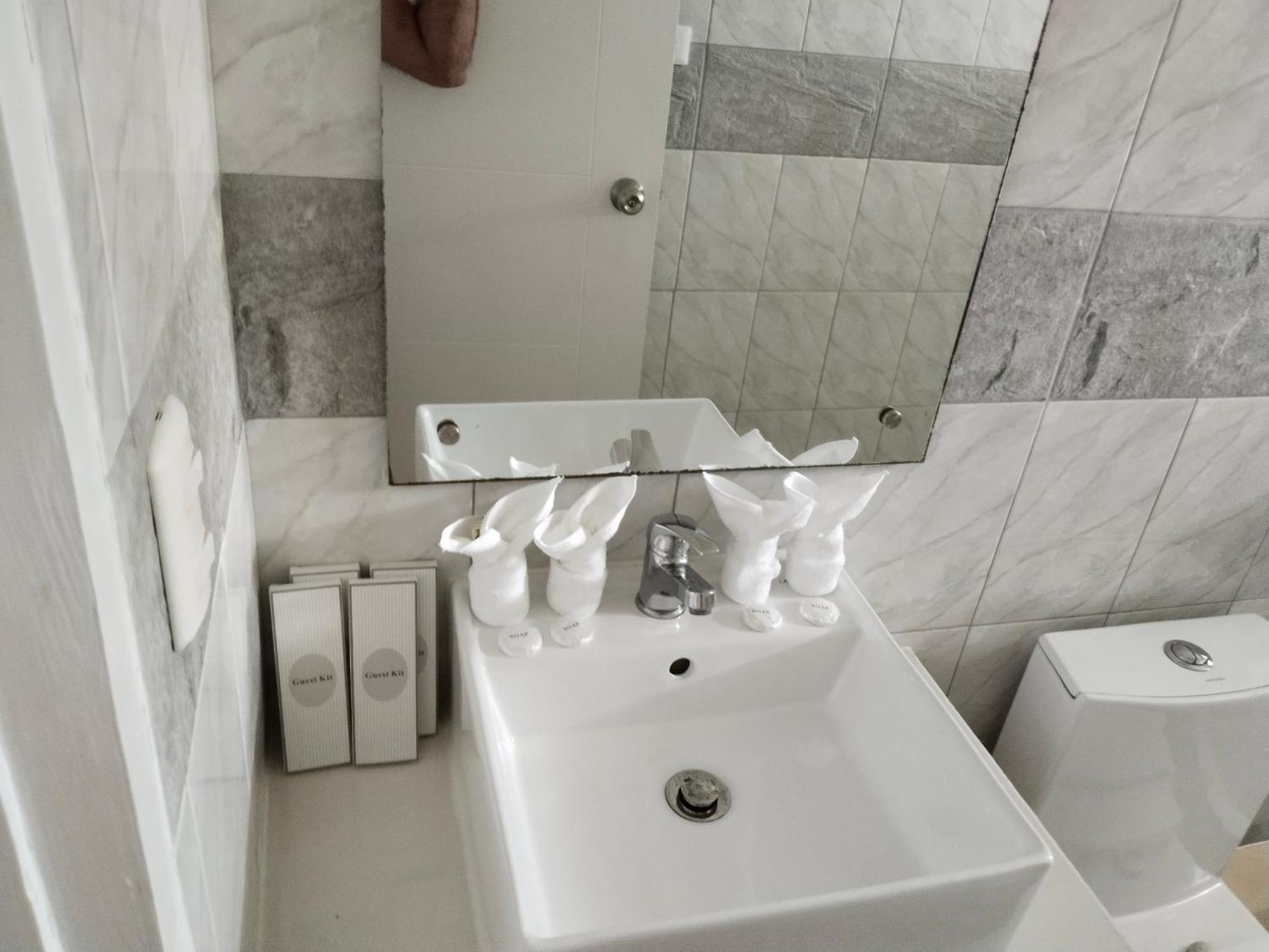 Alona Garden Suites Panglao Luaran gambar