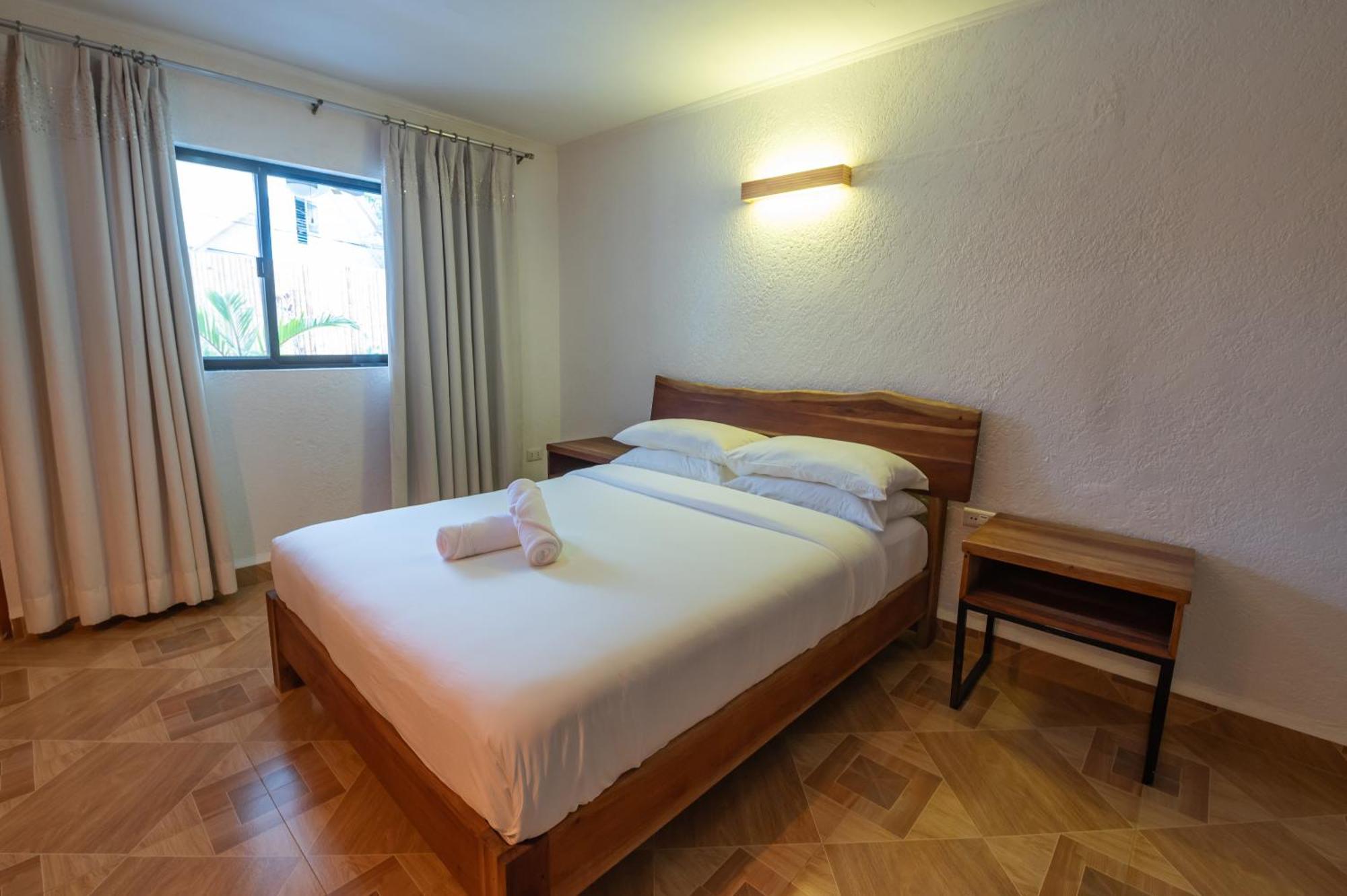 Alona Garden Suites Panglao Luaran gambar